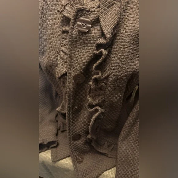 Decree Textured Ruffle-Front Jacket - Picture 3 of 6